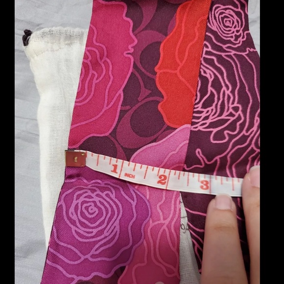 Coach Signature C Campbell Floral Pony/Twilly, Reversible NWT - Picture 7 of 10